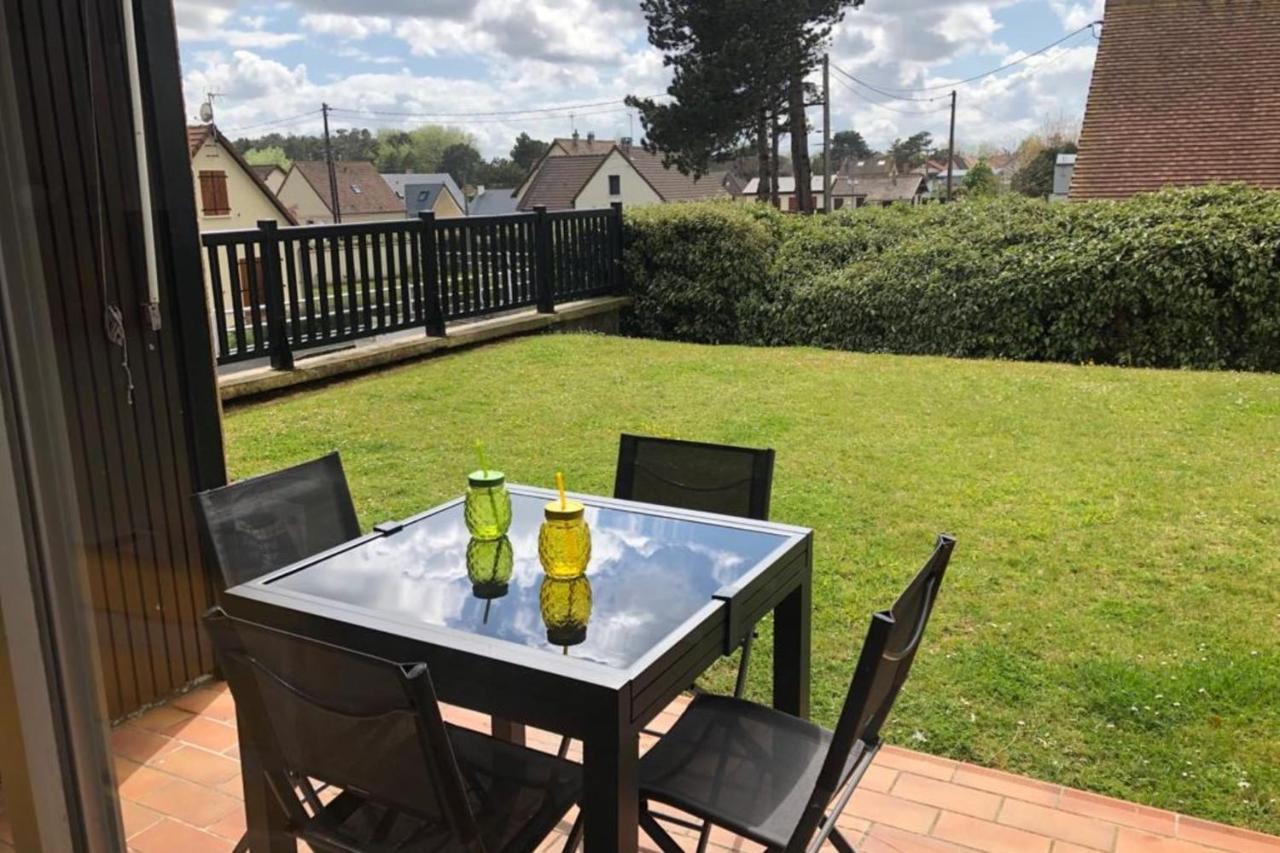 Beautiful Apartment With Gardenlk Cabourg Zewnętrze zdjęcie